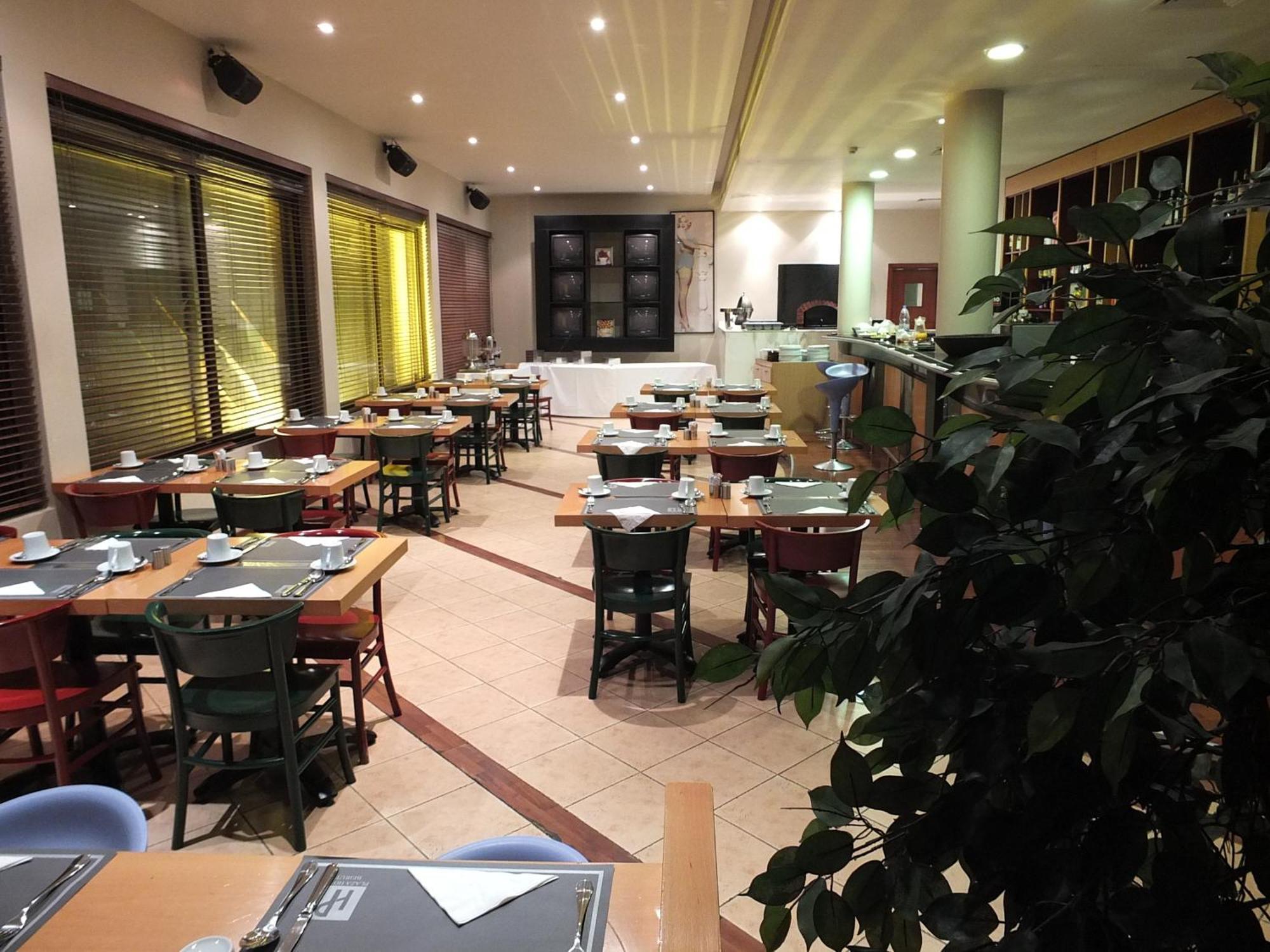 Plaza Hotel Beirut Exterior photo