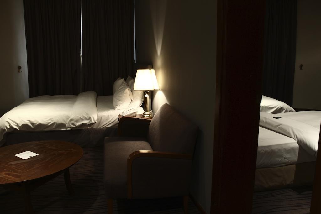 Plaza Hotel Beirut Exterior photo