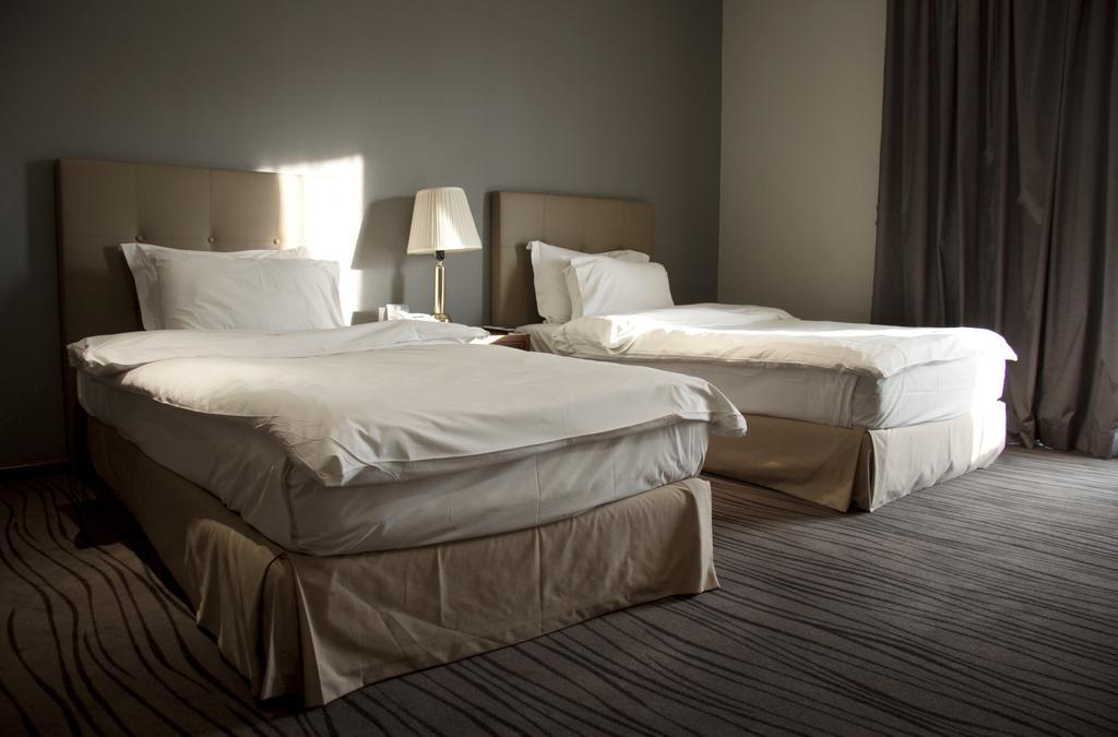 Plaza Hotel Beirut Room photo