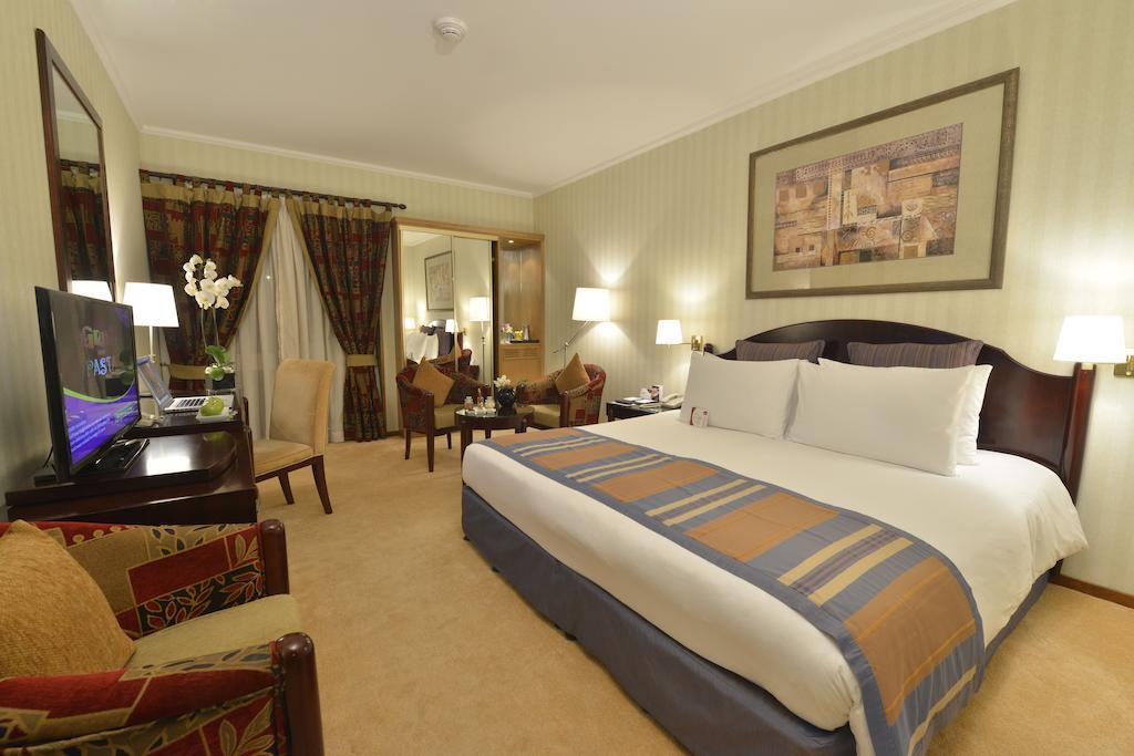 Plaza Hotel Beirut Exterior photo